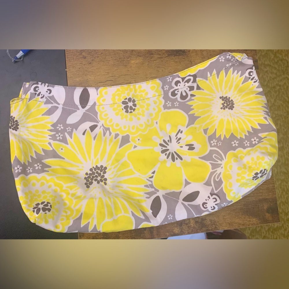 FREE W $10+ Purchase:thirty-one 10th Anniversary Inspirations Fitted Purse Skirt